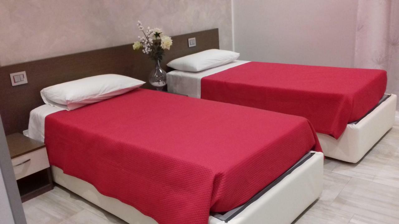 B&B Tre Passi Verona Bagian luar foto