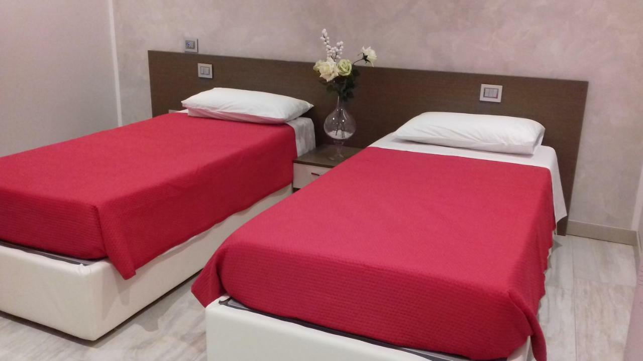 B&B Tre Passi Verona Bagian luar foto