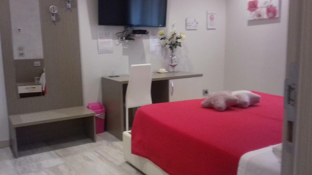 B&B Tre Passi Verona Bagian luar foto